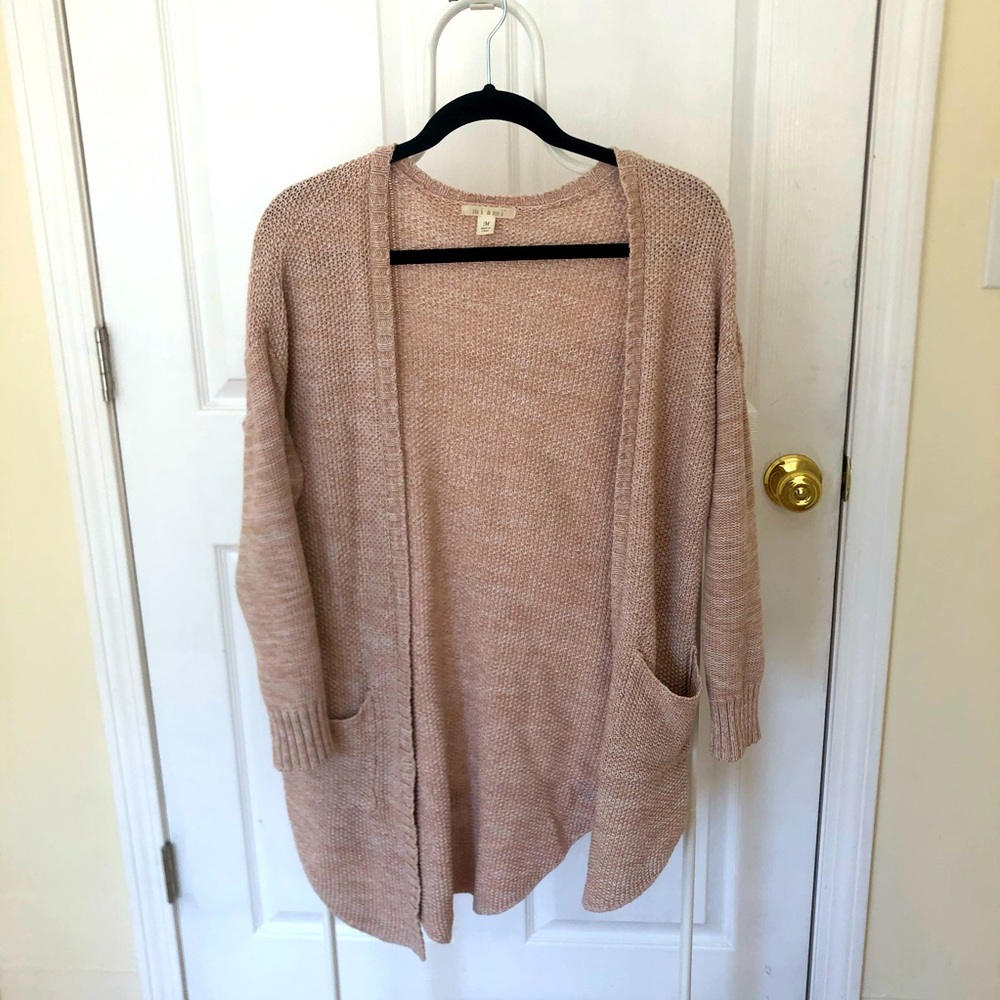 💕4 for $20 💕 Champagne Pink Francesca’s Cardigan